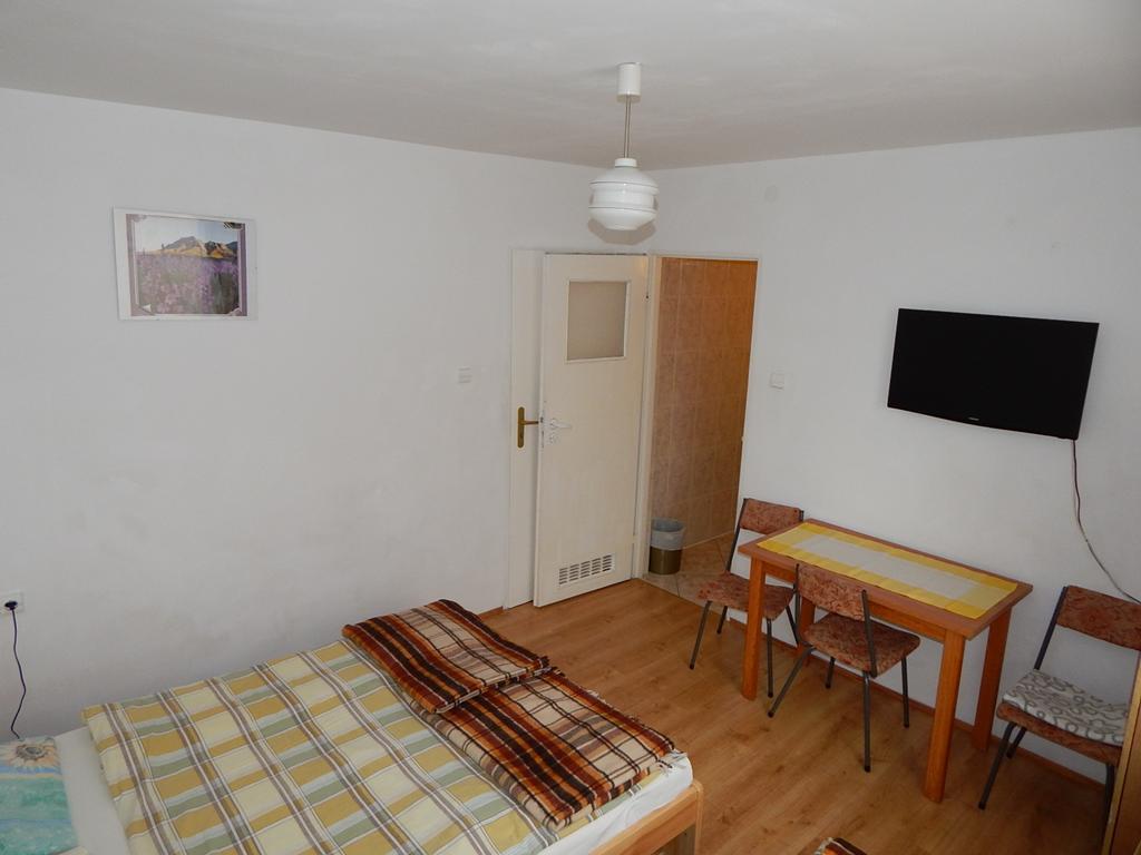 Apartament I Pokoje Aura Dom Wczasowy Darlowko Bagian luar foto