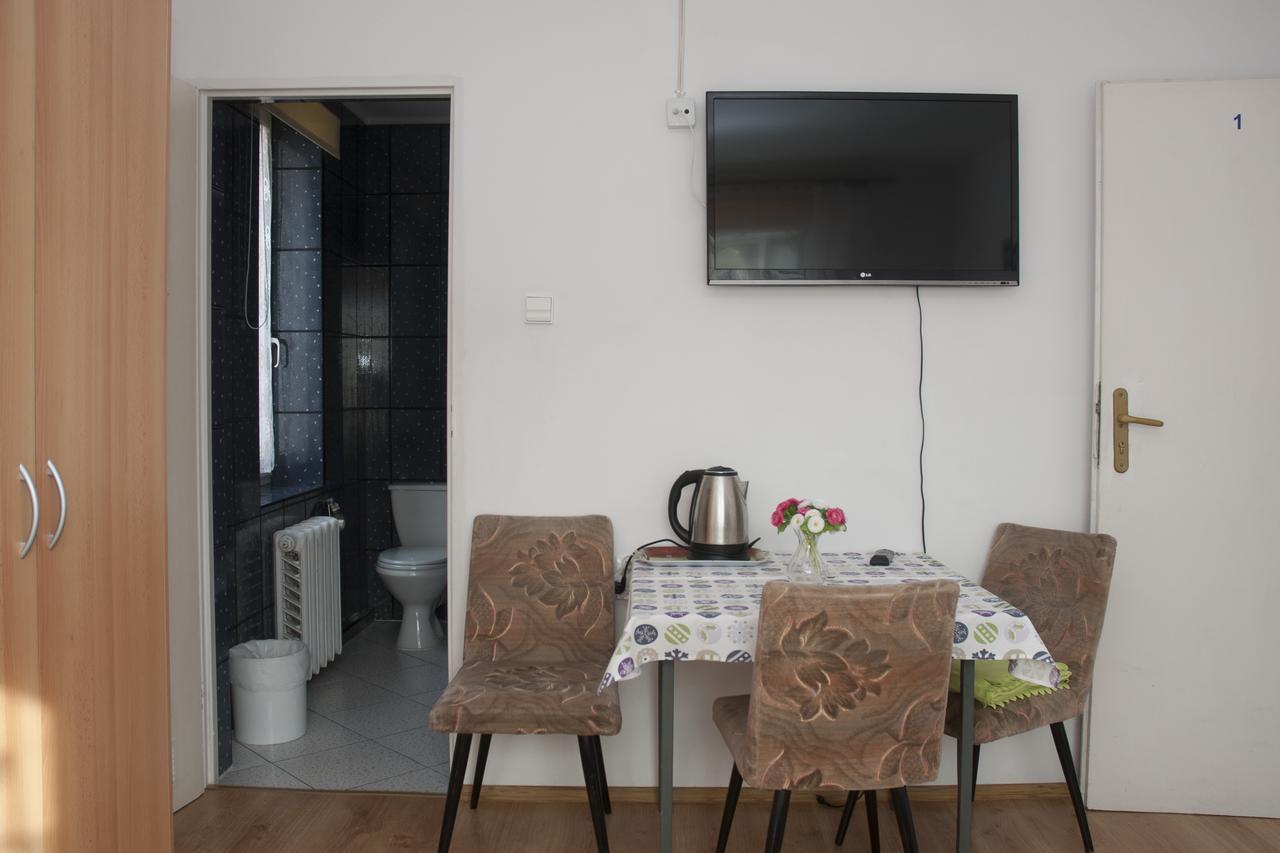 Apartament I Pokoje Aura Dom Wczasowy Darlowko Bagian luar foto